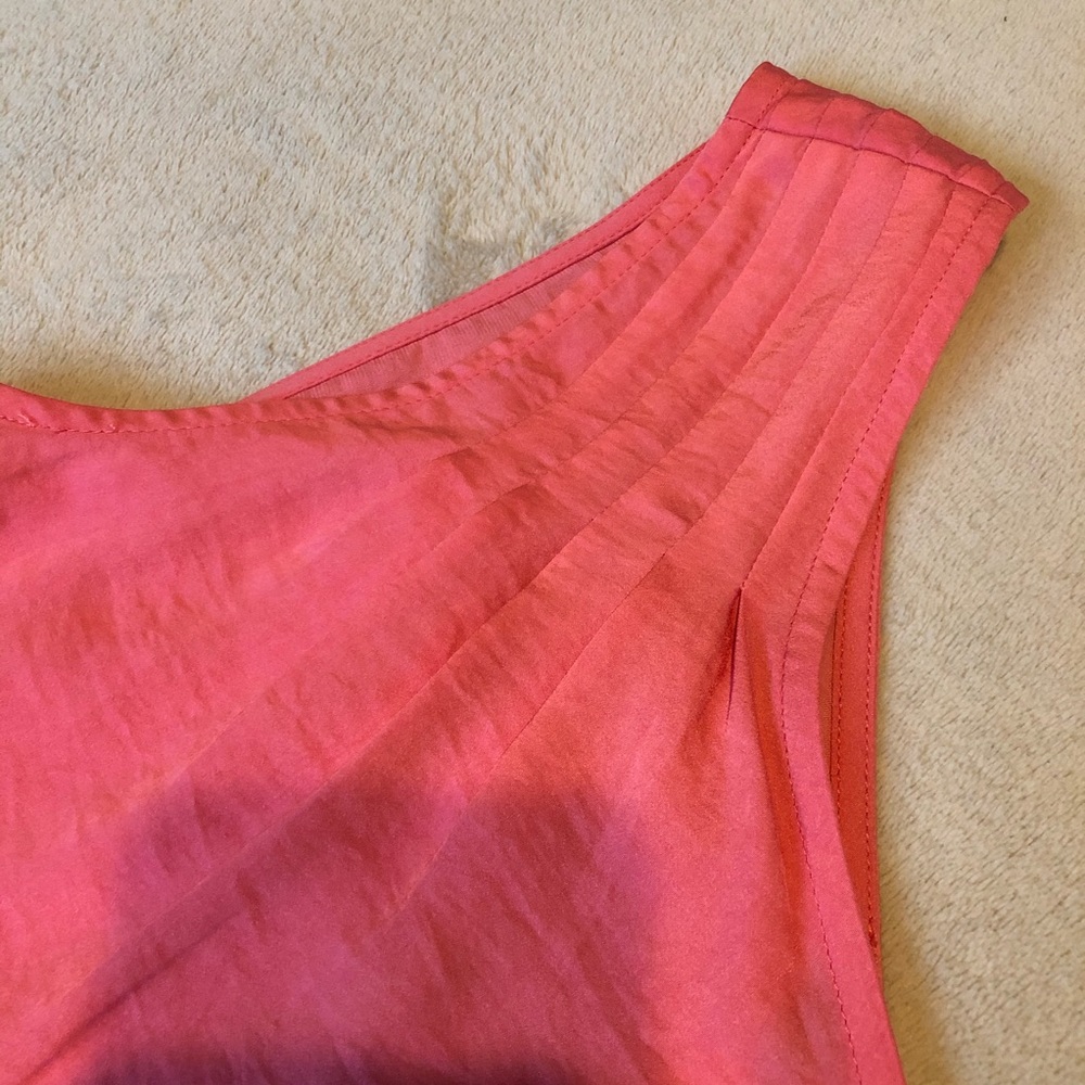 Banana Rep One-Shoulder - Picture 3 of 6
